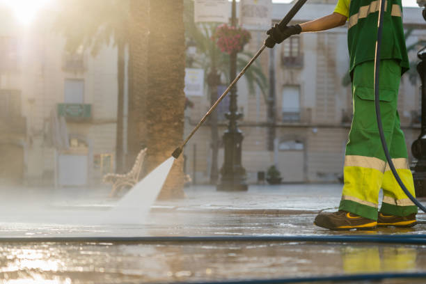 Best Sidewalk and Walkway Cleaning  in Refugio, TX